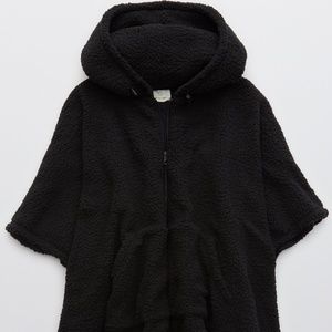 NWT American Eagle OFFLINE Sherpa Fleece Black